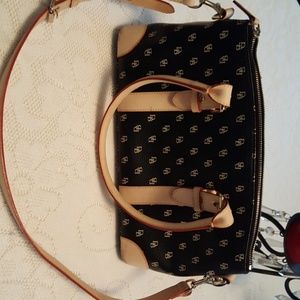 Signature Dooney and Bourke
